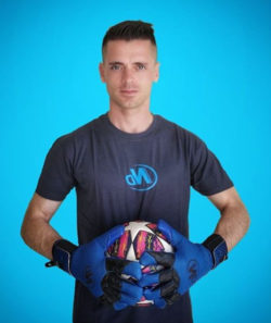 nd air goalkeeping 2 ND Gloves x10 Magnus Soccer Balls & FREE GIFTS
